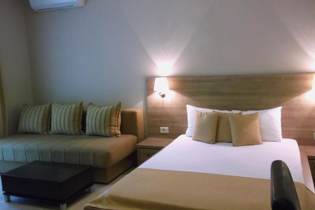 Vila V Lux Apartments Petrovac Екстериор снимка